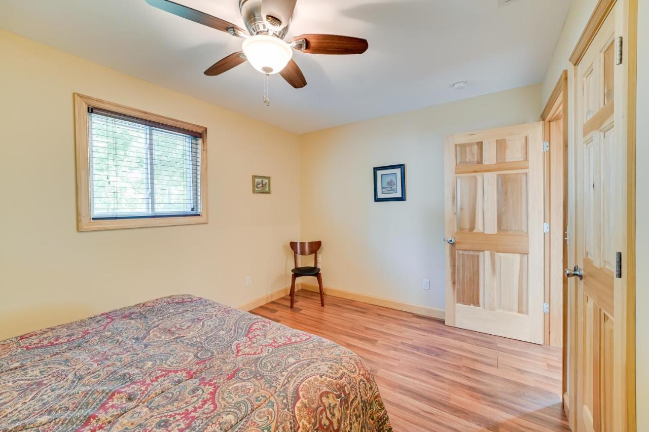 Kentucky Lake Getaway With Lookout Deck, Water View! New Concord Exterior foto